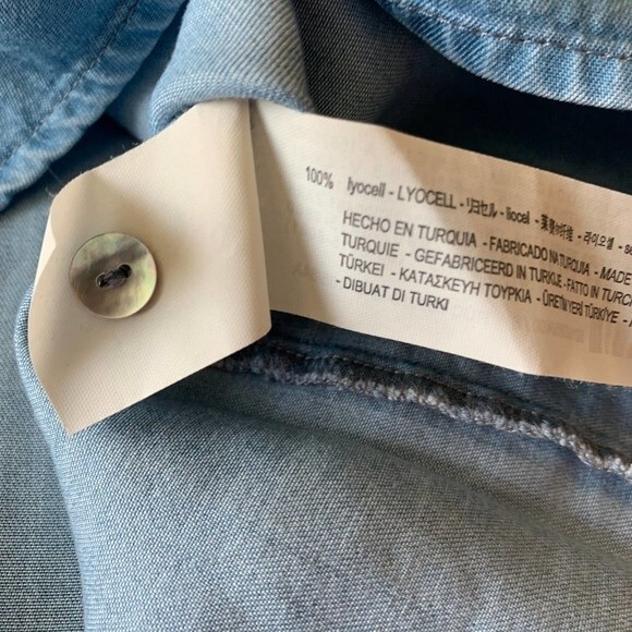 Zara Woman Blue top Premium Denim Collection Small Chambray Bell Sleeve Top S - Picture 8 of 9